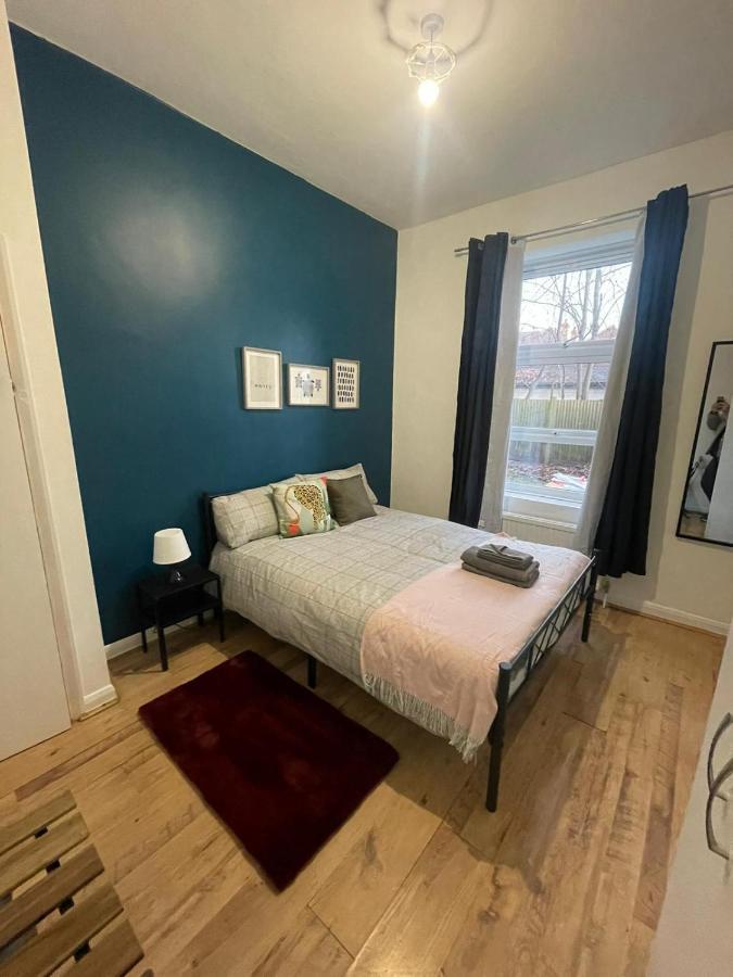 Contemporary Private Rooms Near Central 런던 외부 사진