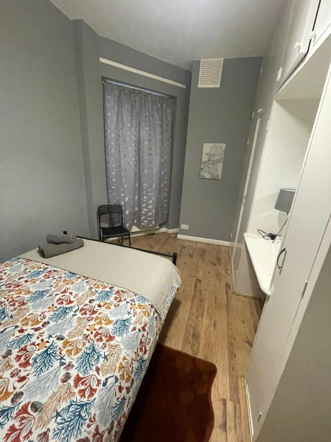 Contemporary Private Rooms Near Central 런던 외부 사진