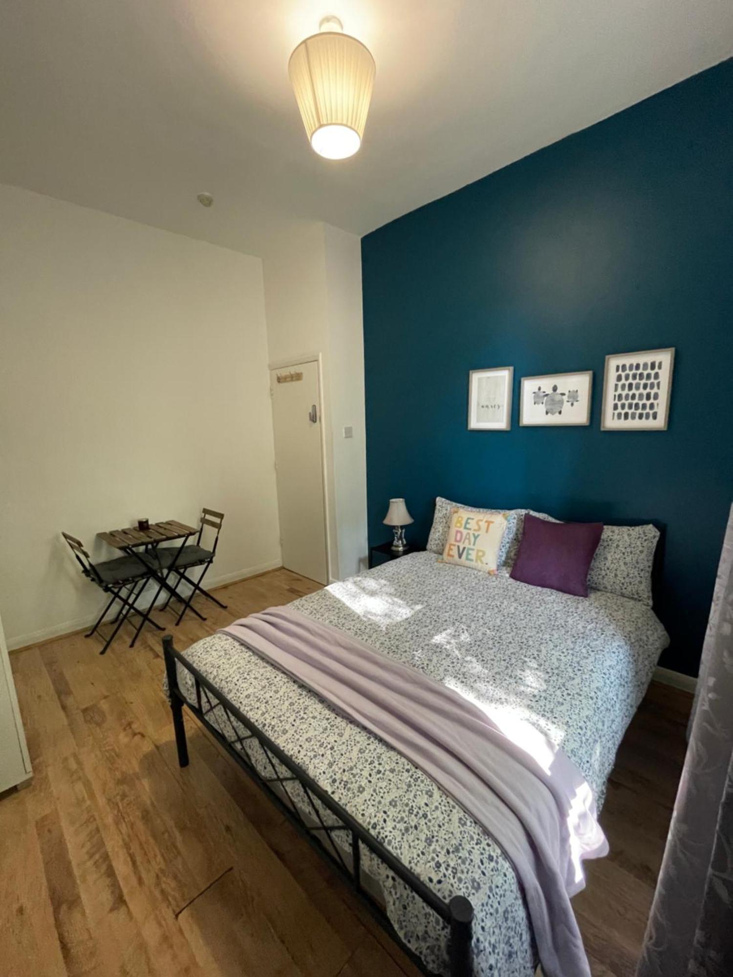 Contemporary Private Rooms Near Central 런던 외부 사진