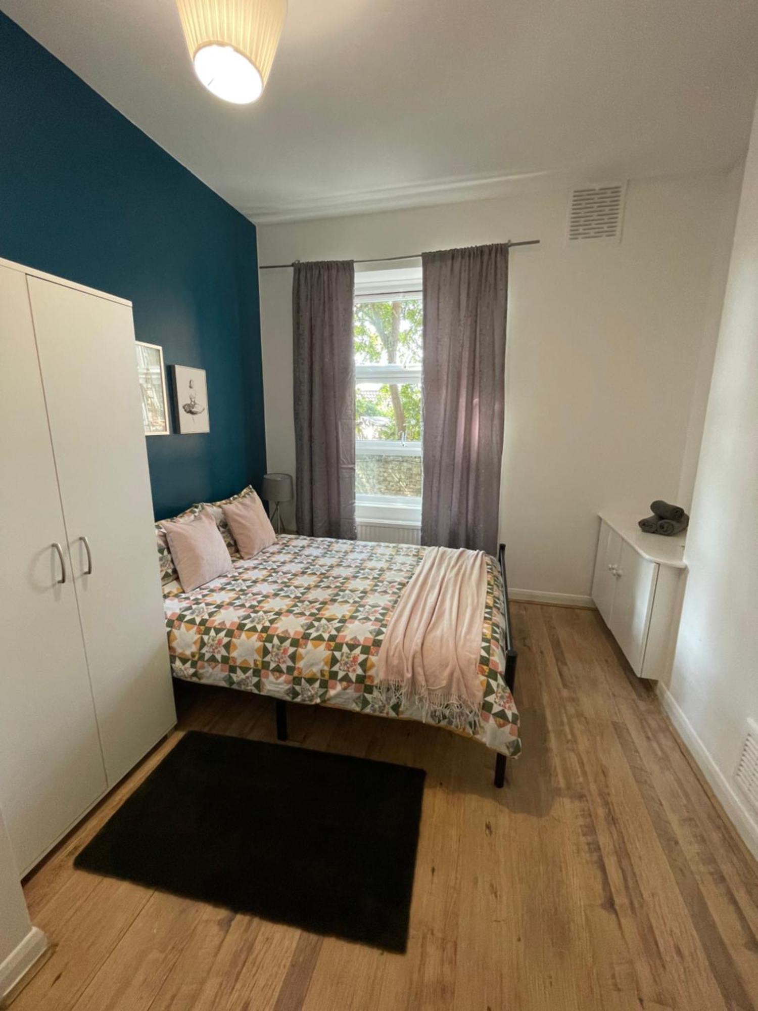 Contemporary Private Rooms Near Central 런던 외부 사진
